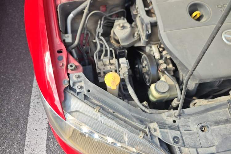 Used Mazda 6 2015 2.0L Automatic Luxury Version Engine Bay Right