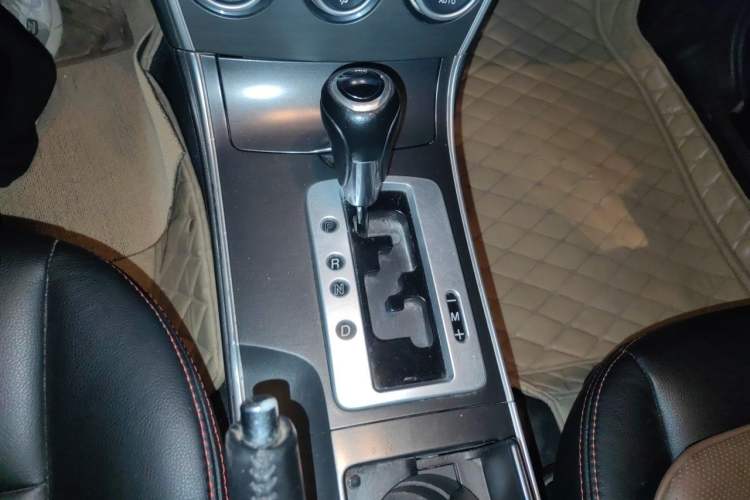 Used Mazda 6 2015 2.0L Automatic Fashion Edition Gear Lever