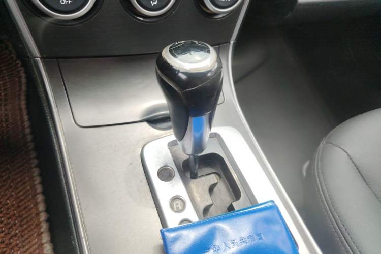 Used Mazda 6 2015 2.0L Automatic Fashion Edition Gear Lever