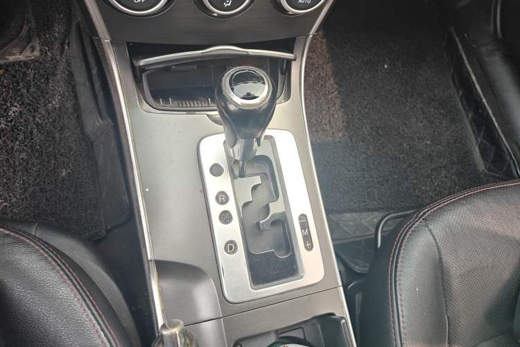 Used Mazda 6 2015 2.0L Automatic Ultra-Luxury Model Gear Lever