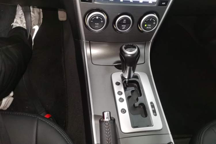 Used Mazda 6 2015 2.0L Automatic Fashion Edition Gear Lever