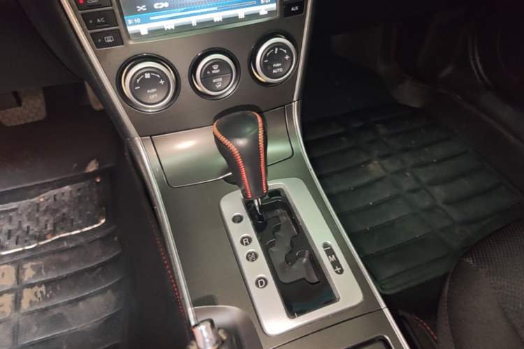Used Mazda 6 2015 2.0L Automatic Fashion Edition Gear Lever