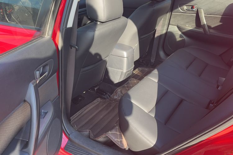 Used Mazda 6 2015 2.0L Automatic Fashion Edition Interior 2