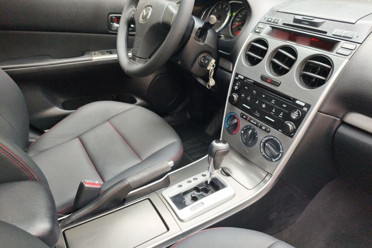 Used Mazda 6 2015 2.0L Automatic Classic Version Interior 2