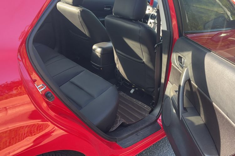 Used Mazda 6 2015 2.0L Automatic Fashion Edition Interior 3