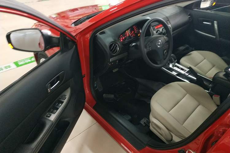 Used Mazda 6 2015 2.0L Automatic Fashion Edition Interior 3