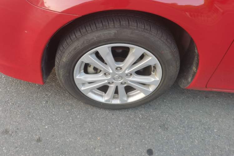 Used Mazda 6 2015 2.0L Automatic Fashion Edition Left Front Wheel Hub