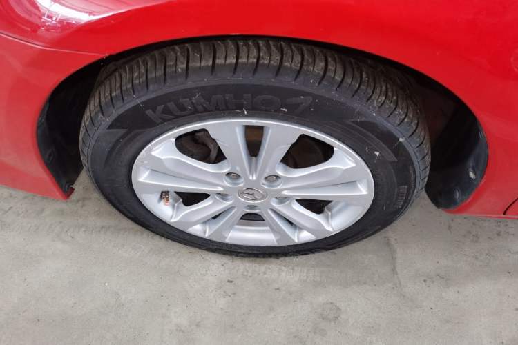 Used Mazda 6 2015 2.0L Automatic Fashion Edition Left Front Wheel Hub
