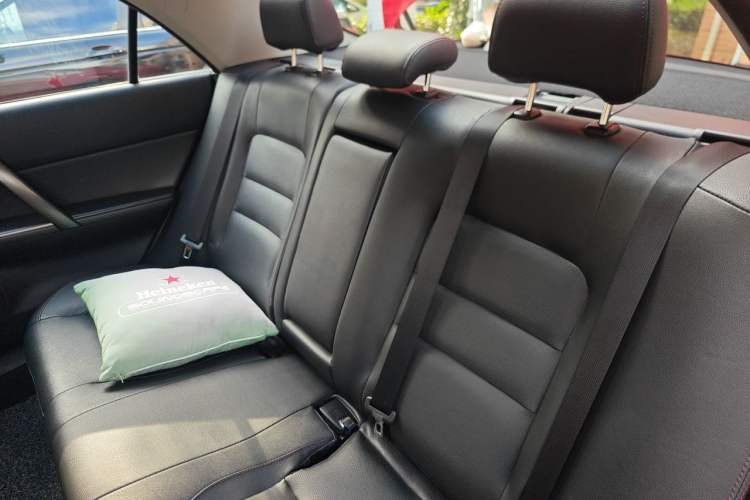 Used Mazda 6 2015 2.0L Automatic Luxury Version Left Rear Seat