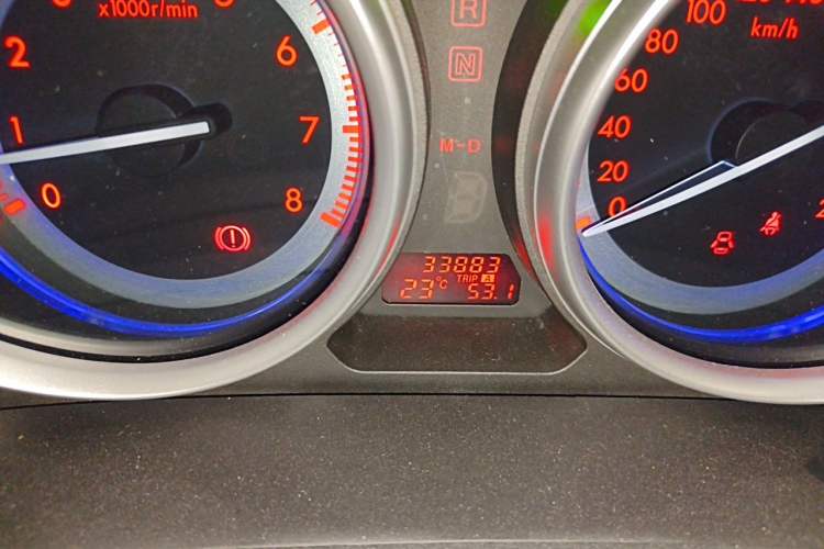 Used Mazda 6 2015 Coupe 2.0L Automatic Elite Edition Odometer Close Up