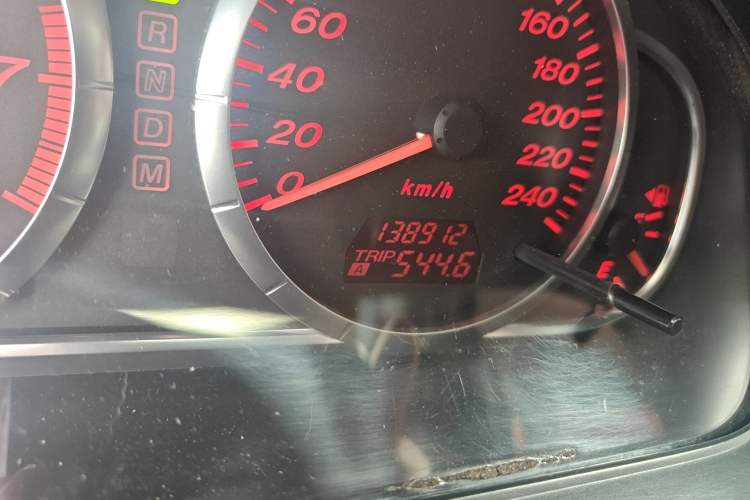 Used Mazda 6 2015 2.0L Automatic Ultra-Luxury Model Odometer Close Up