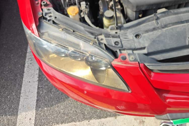 Used Mazda 6 2015 2.0L Automatic Luxury Version Right Front Headlight