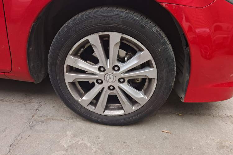 Used Mazda 6 2015 2.0L Automatic Classic Version Right Front Wheel Hub