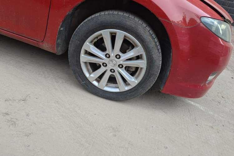 Used Mazda 6 2015 2.0L Automatic Classic Version Right Front Wheel Hub