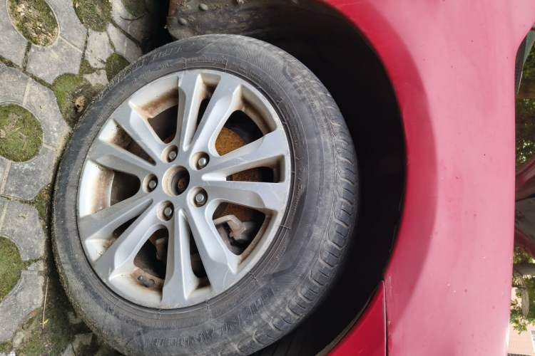 Used Mazda 6 2015 2.0L Automatic Fashion Edition Right Front Wheel Hub
