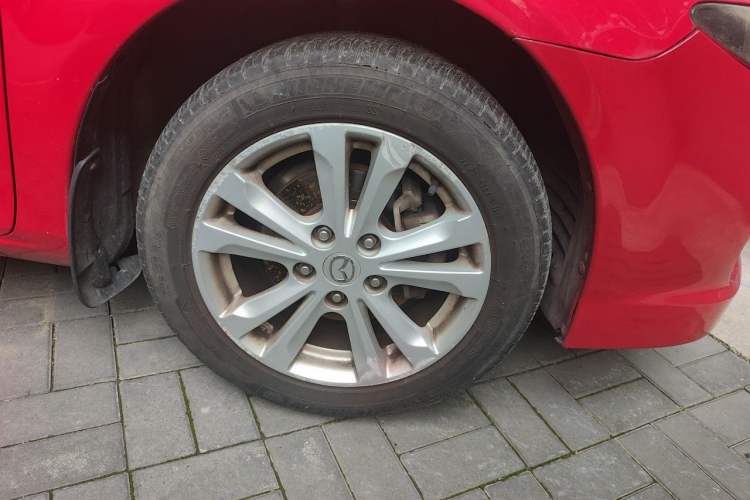 Used Mazda 6 2015 2.0L Automatic Classic Version Right Front Wheel Hub