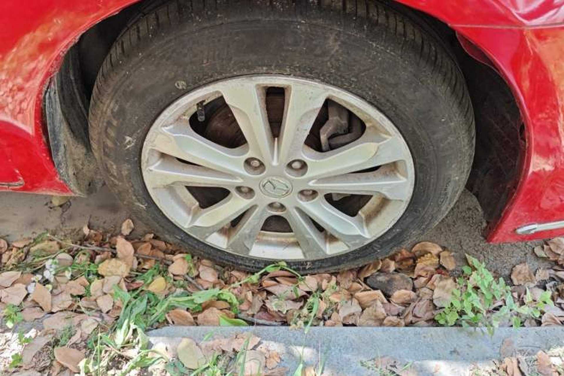 Used Mazda 6 2015 2.0L Automatic Fashion Edition Right Front Wheel Hub