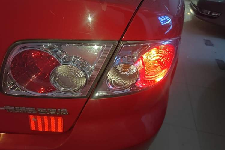 Used Mazda 6 2015 2.0L Automatic Fashion Edition Right Rear Taillight