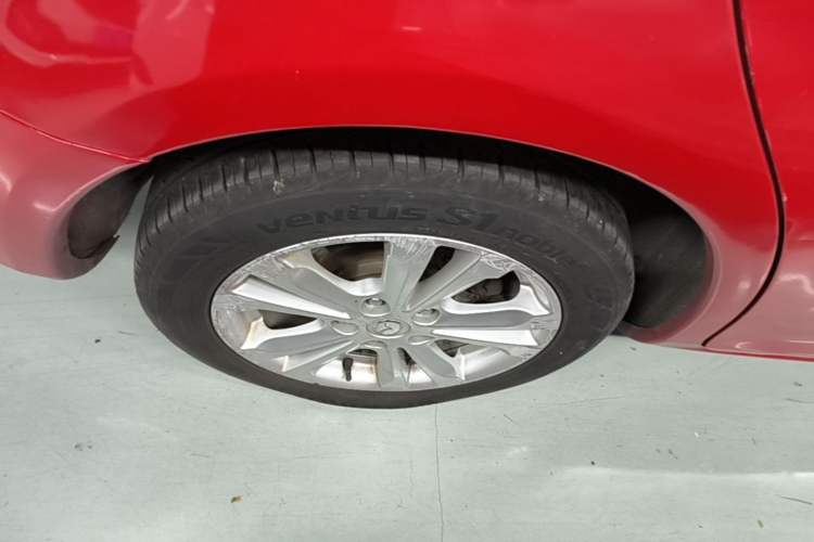 Used Mazda 6 2015 2.0L Automatic Classic Version Right Rear Wheel Hub
