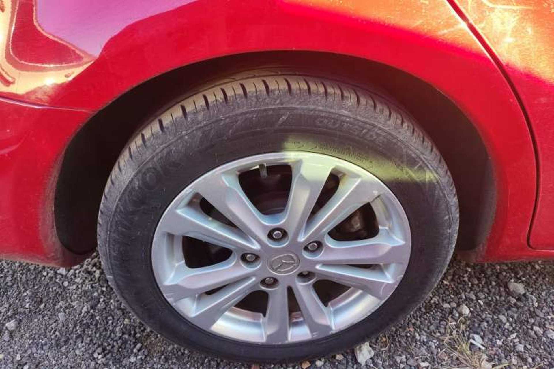 Used Mazda 6 2015 2.0L Automatic Fashion Edition Right Rear Wheel Hub