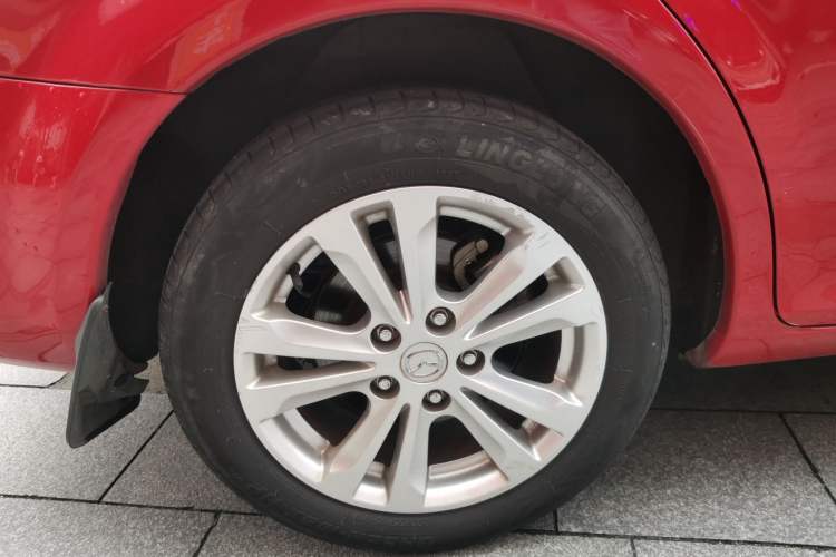Used Mazda 6 2015 2.0L Automatic Luxury Version Right Rear Wheel Hub