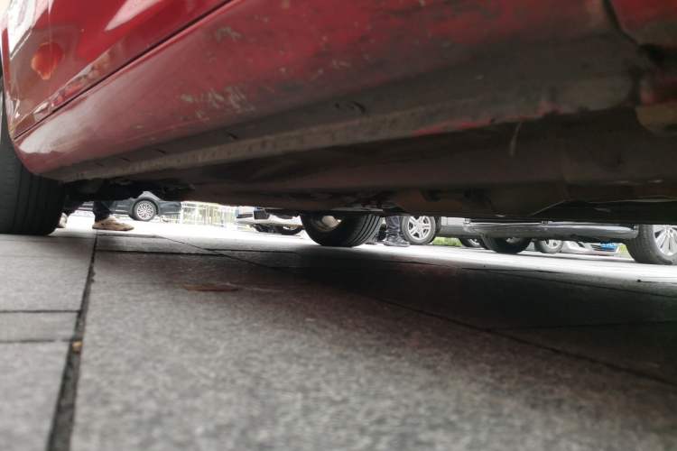 Used Mazda 6 2015 2.0L Automatic Luxury Version Right Side Sill