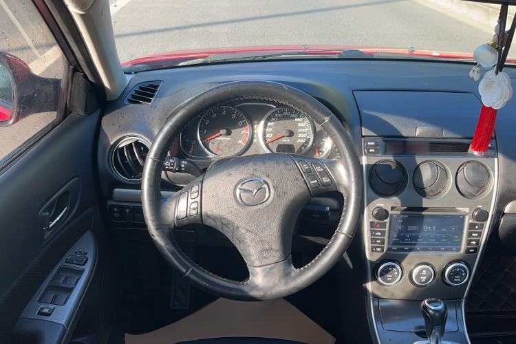 Used Mazda 6 2015 2.0L Automatic Fashion Edition Steering Wheel