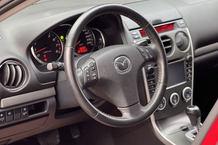 Used Mazda 6 2015 2.0L Automatic Fashion Edition Steering Wheel
