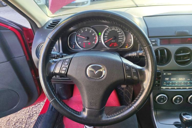 Used Mazda 6 2015 2.0L Automatic Fashion Edition Steering Wheel