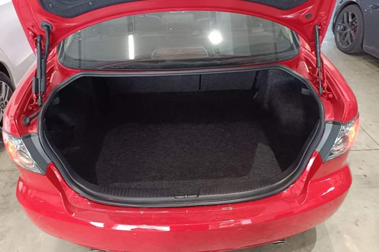 Used Mazda 6 2015 2.0L Automatic Fashion Edition Trunk