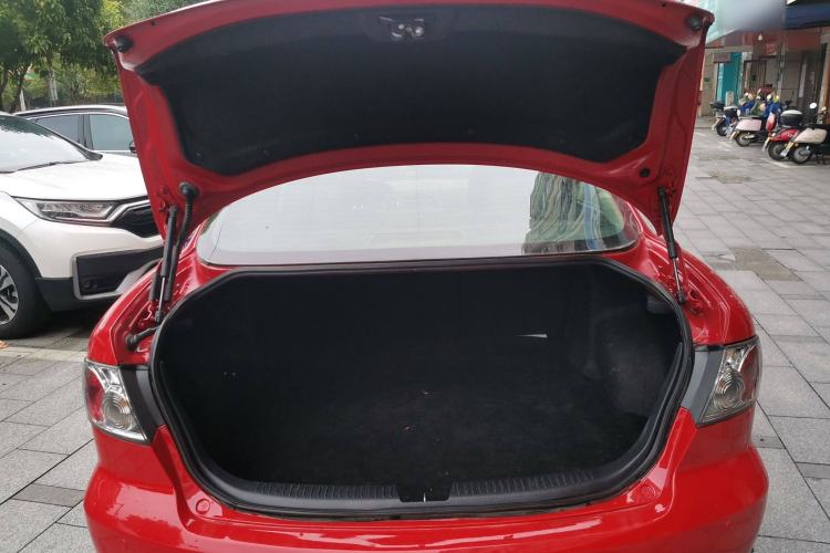 Used Mazda 6 2015 2.0L Automatic Luxury Version Trunk