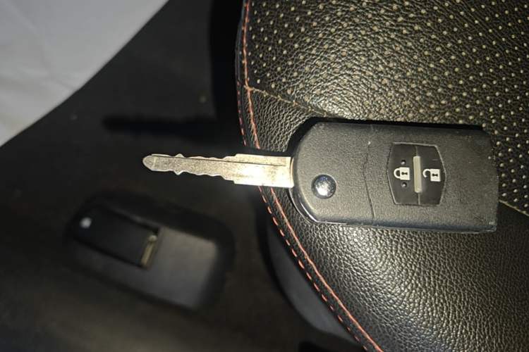 Used Mazda 6 2015 2.0L Automatic Fashion Edition Vehicle Key