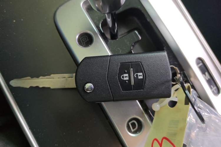 Used Mazda 6 2015 2.0L Automatic Fashion Edition Vehicle Key