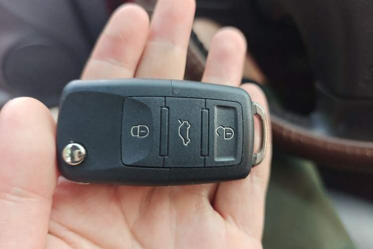 Used Mazda 6 2015 2.0L Automatic Fashion Edition Vehicle Key