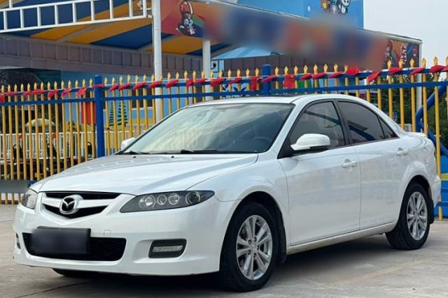 Mazda 6 2015 2.0L Automatic Fashion Edition مستعملة