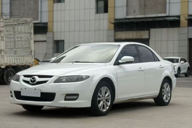 Ojetý Mazda 6 2015 2.0L Automatic Fashion Edition