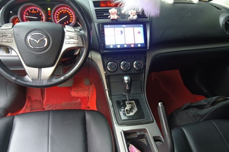Used Mazda 6 2015 2.0L Automatic Elite Edition Center Console