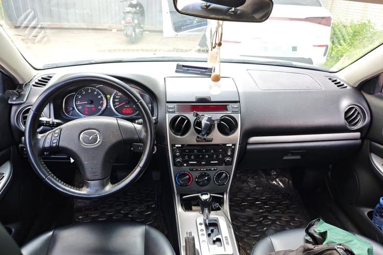Used Mazda 6 2015 2.0L Automatic Classic Version Center Console
