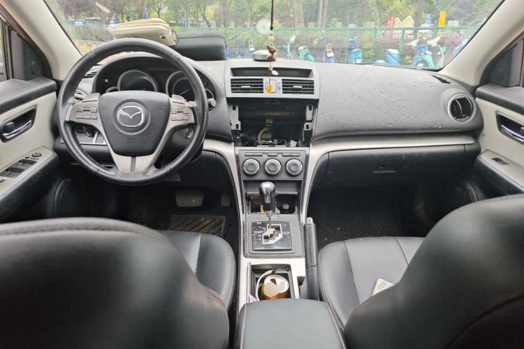 Used Mazda 6 2015 2.0L Automatic Elite Edition Center Console