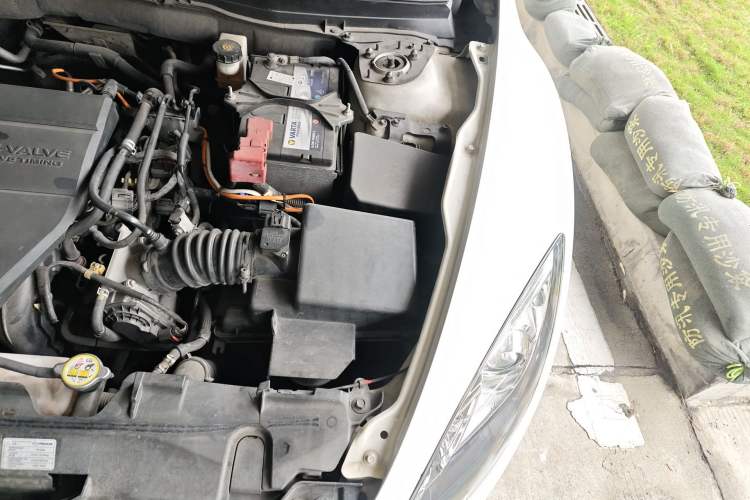 Used Mazda 6 2015 2.0L Automatic Elite Edition Engine Bay Left