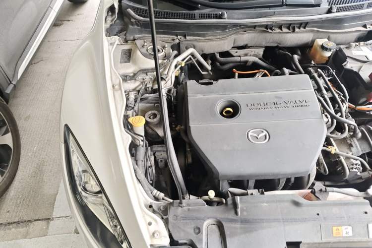 Used Mazda 6 2015 2.0L Automatic Elite Edition Engine Bay Right