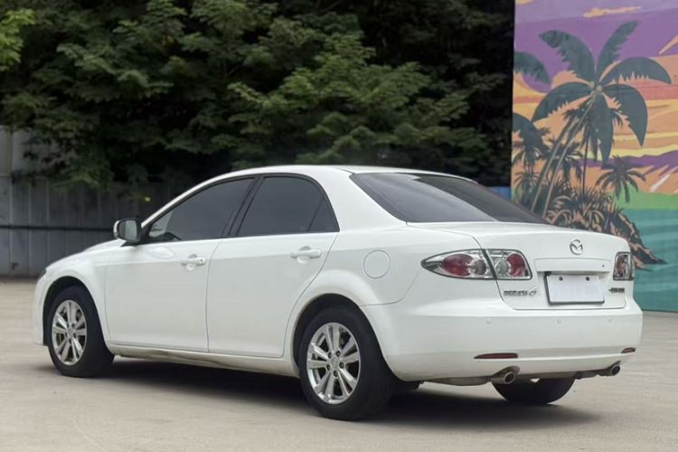 Used Mazda 6 2015 2.0L Automatic Fashion Edition Exterior 4
