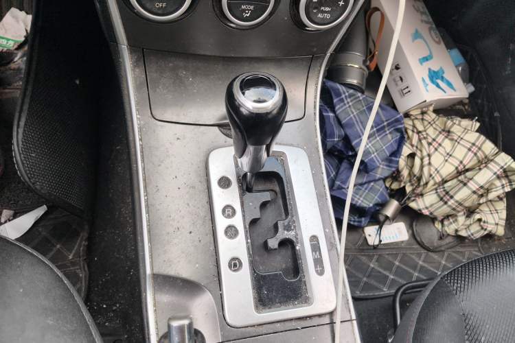 Used Mazda 6 2015 2.0L Automatic Fashion Edition Gear Lever