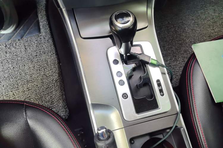 Used Mazda 6 2015 2.0L Automatic Fashion Edition Gear Lever
