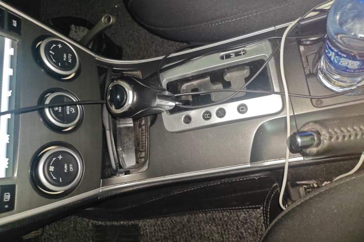 Used Mazda 6 2015 2.0L Automatic Fashion Edition Gear Lever