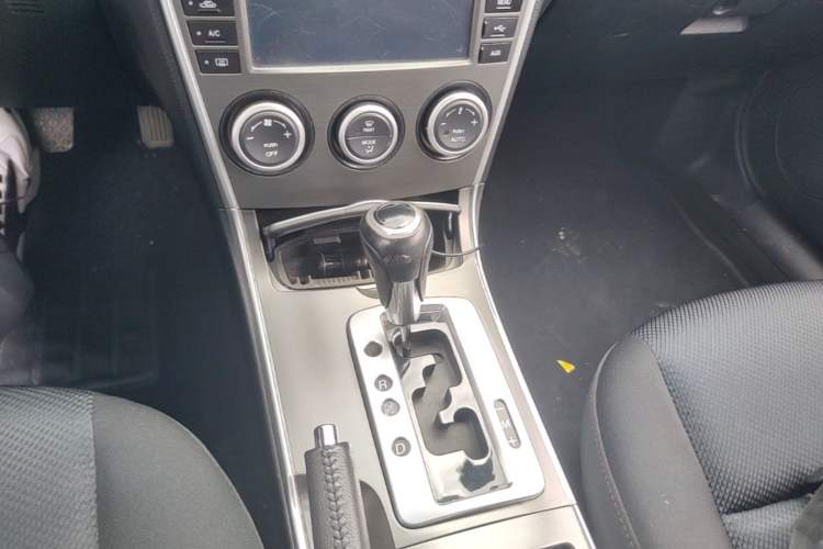 Used Mazda 6 2015 2.0L Automatic Fashion Edition Gear Lever