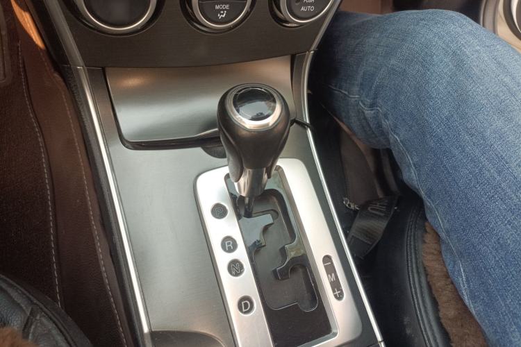 Used Mazda 6 2015 2.0L Automatic Fashion Edition Gear Lever
