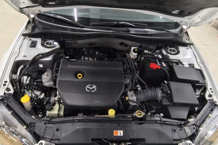 Used Mazda 6 2015 2.0L Automatic Fashion Edition Interior 7