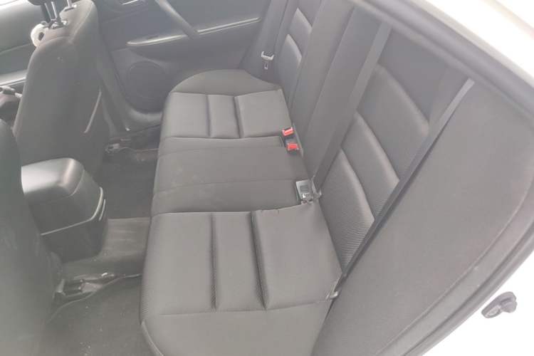 Used Mazda 6 2015 2.0L Automatic Fashion Edition Left Rear Seat