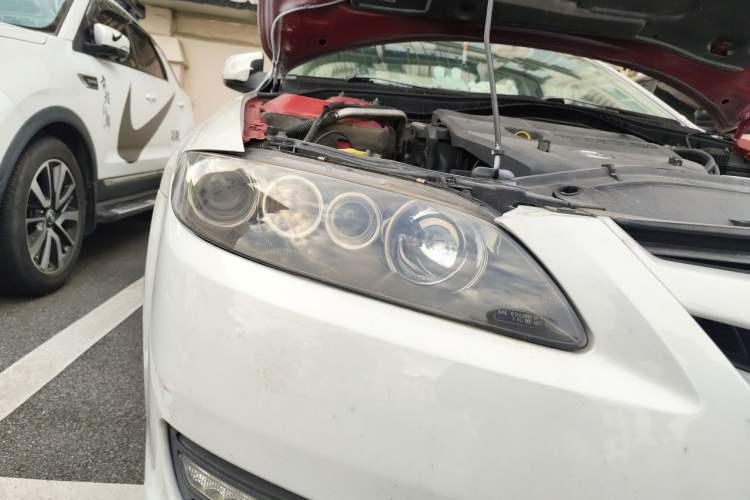 Used Mazda 6 2015 2.0L Automatic Classic Version Right Front Headlight